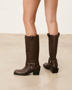 Bota biker elegante mujer
