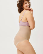Braga alta moldeadora Ysabel Mora Basic Collection