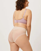 Braguita de control medio para moldear abdomen y caderas