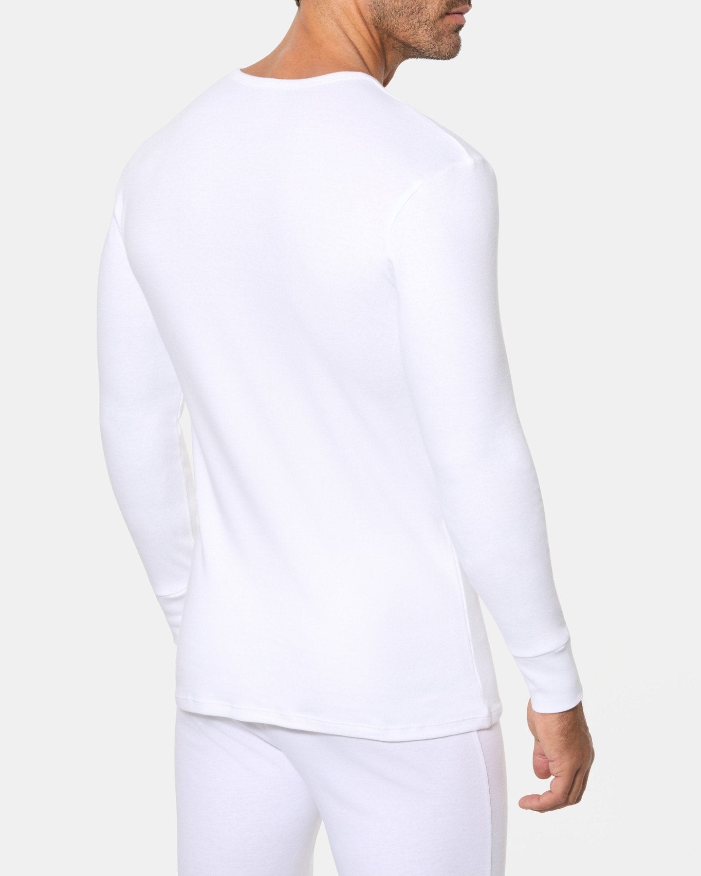 CAMISETA-INTERIOR-MANGA-LARGA-CUELLO-REDONDO-ABANDERADO-ESPALDA-BLANCO