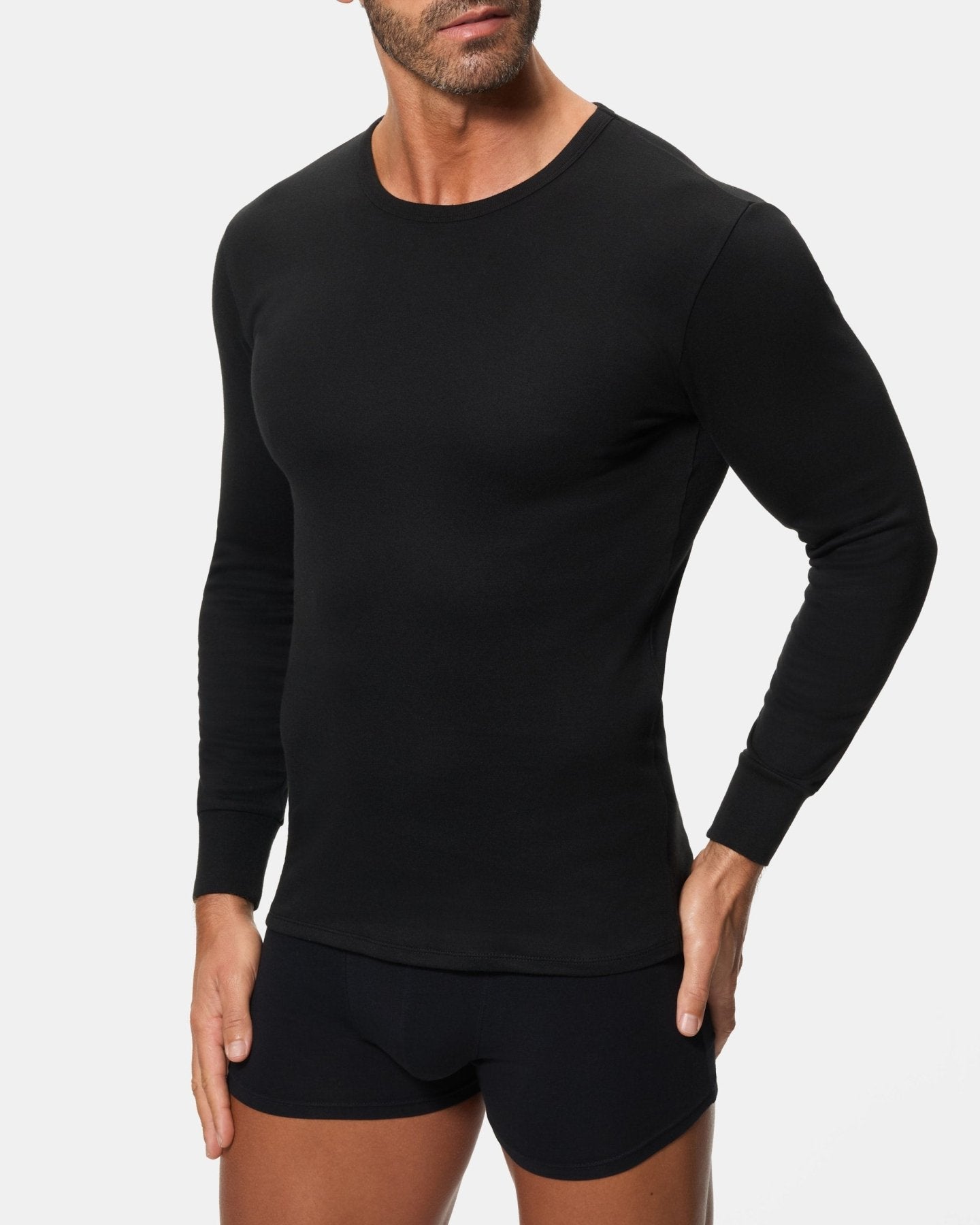 CAMISETA-INTERIOR-MANGA-LARGA-CUELLO-REDONDO-ABANDERADO-NEGRO