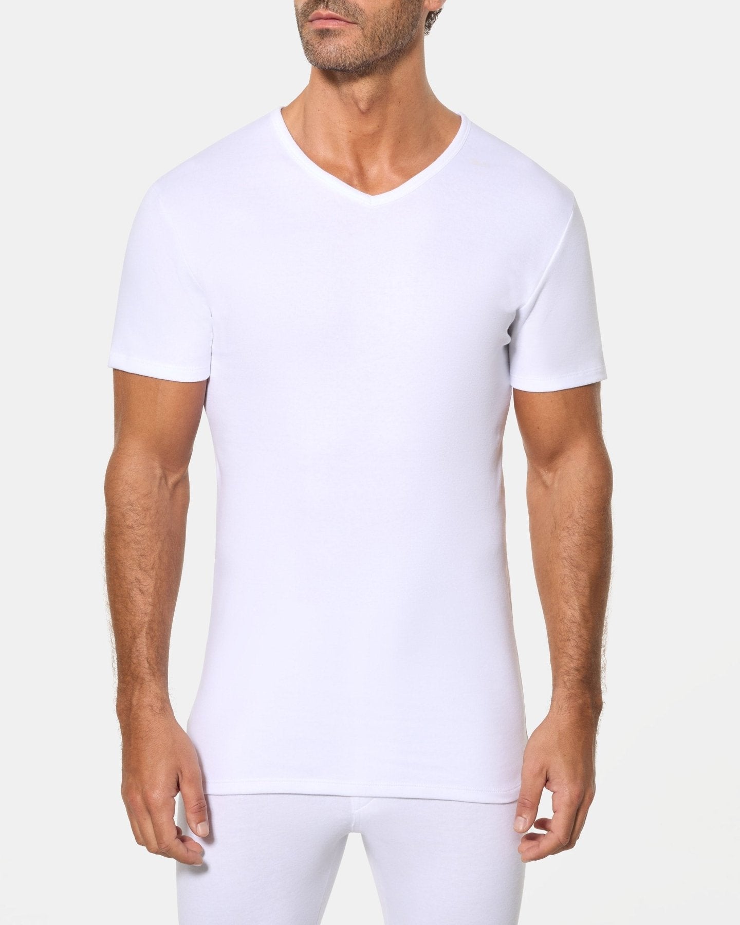 CAMISETA-INTERIOR-TERMICA-CUELLO-EN_V_-ABANDERADO-BLANCO