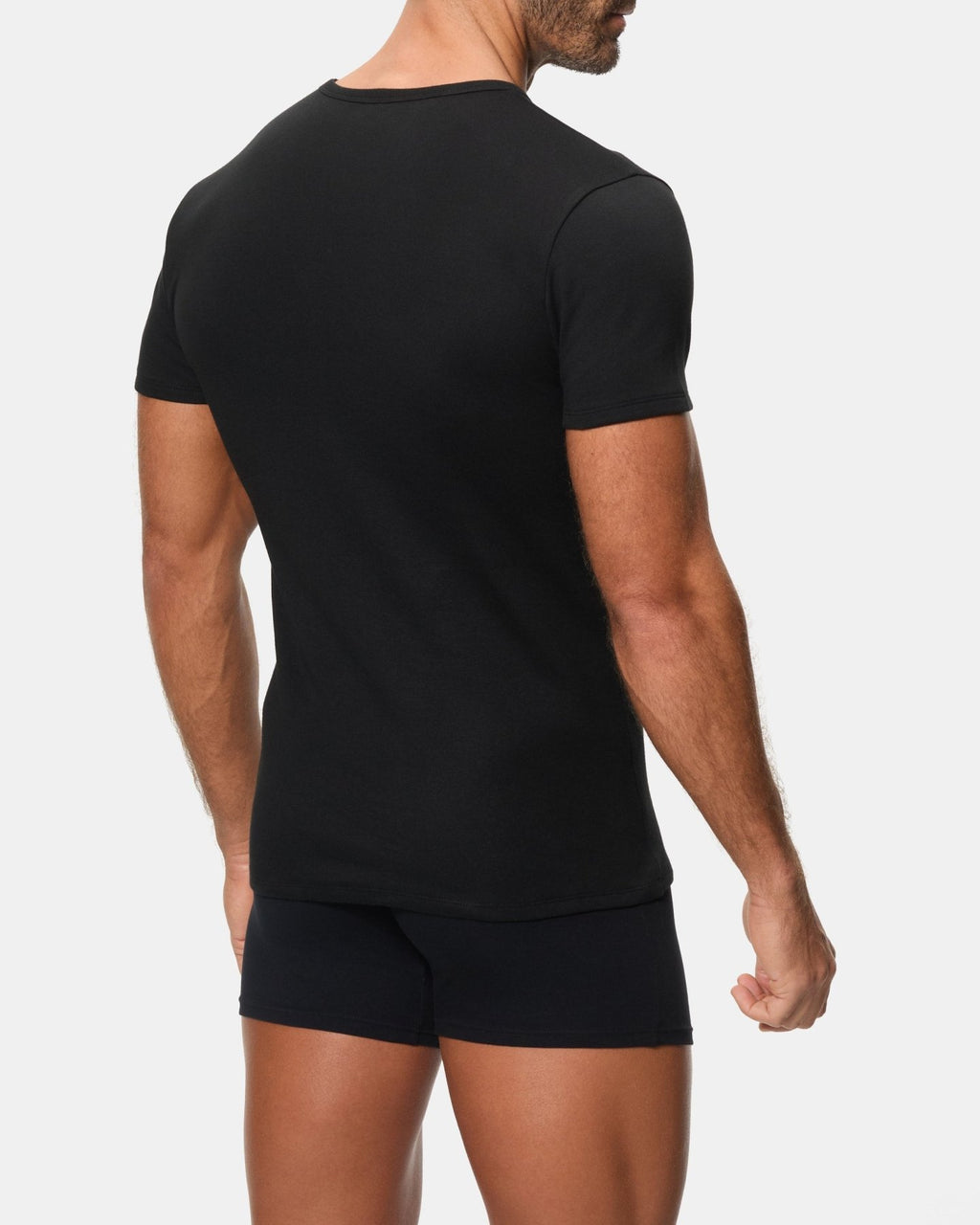 CAMISETA-INTERIOR-TERMICA-CUELLO-REDONDO-ABANDERADO-Negro-Espalda