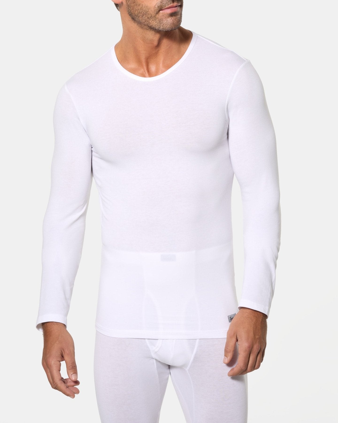 CAMISETA-INTERIOR-TERMICA-DE-MANGALARGACUELLOREDONDO-ABANDERADO-BLANCO