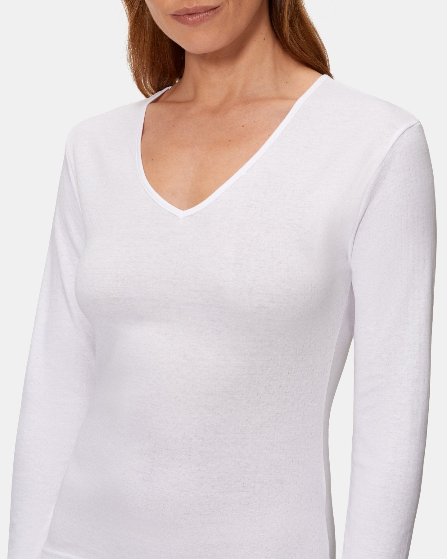 CAMISETA_TERMICA_MUJER_MANGA_LARGA_CUELLO_DE_PICO-PRINCESA