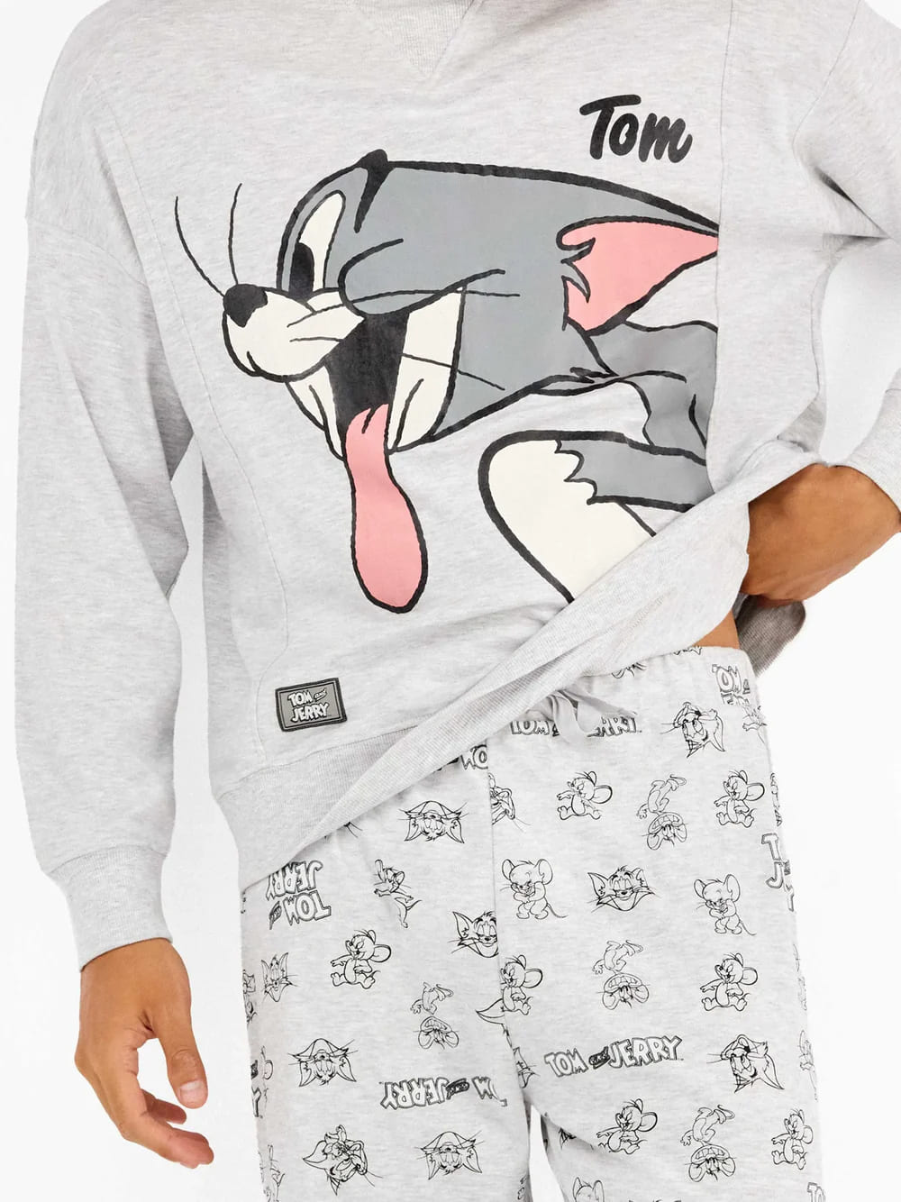 PIJAMA DE HOMBRE TOM & JERRY - GISELA DETALLES