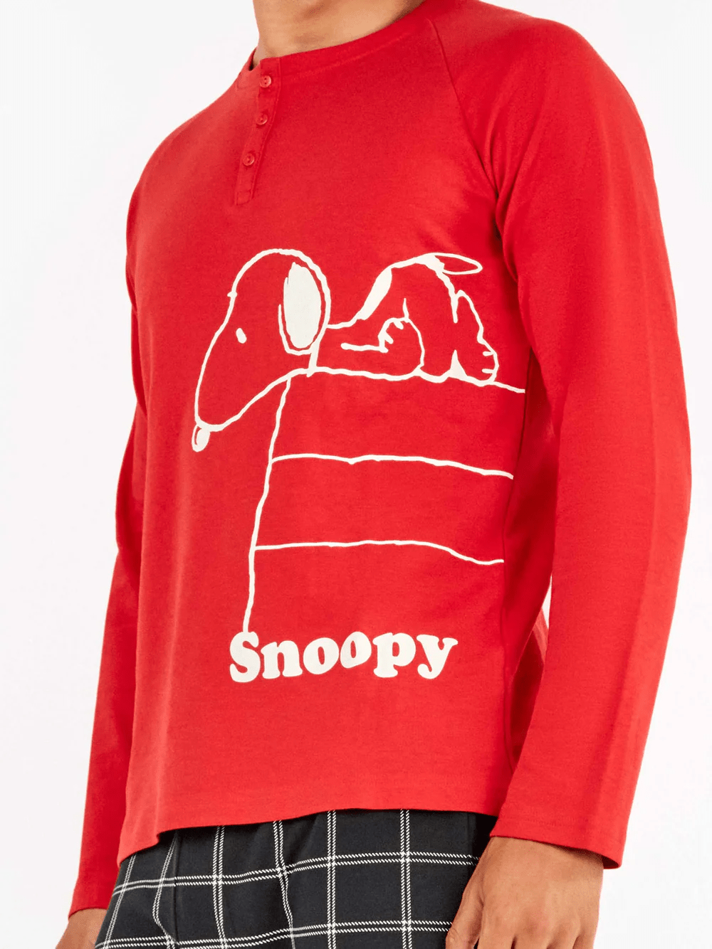 PIJAMA SNOOPY EN ROJO PARA HOMBRE-GISELA-DETALLES
