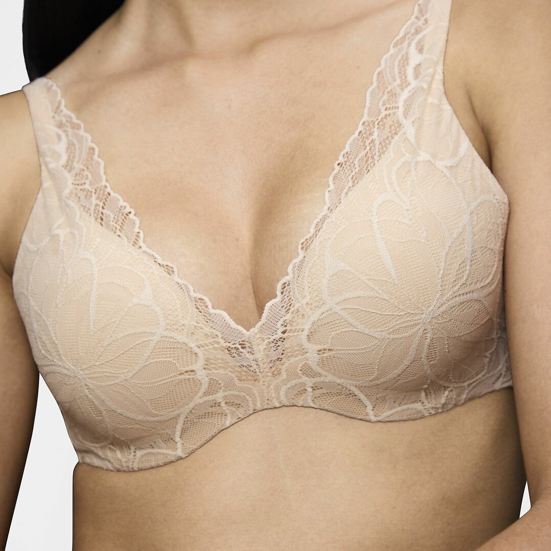 Sujetador-TRIUMPH-Body-Make-Up-Illusion-Lace-WP_Detalle-Beige