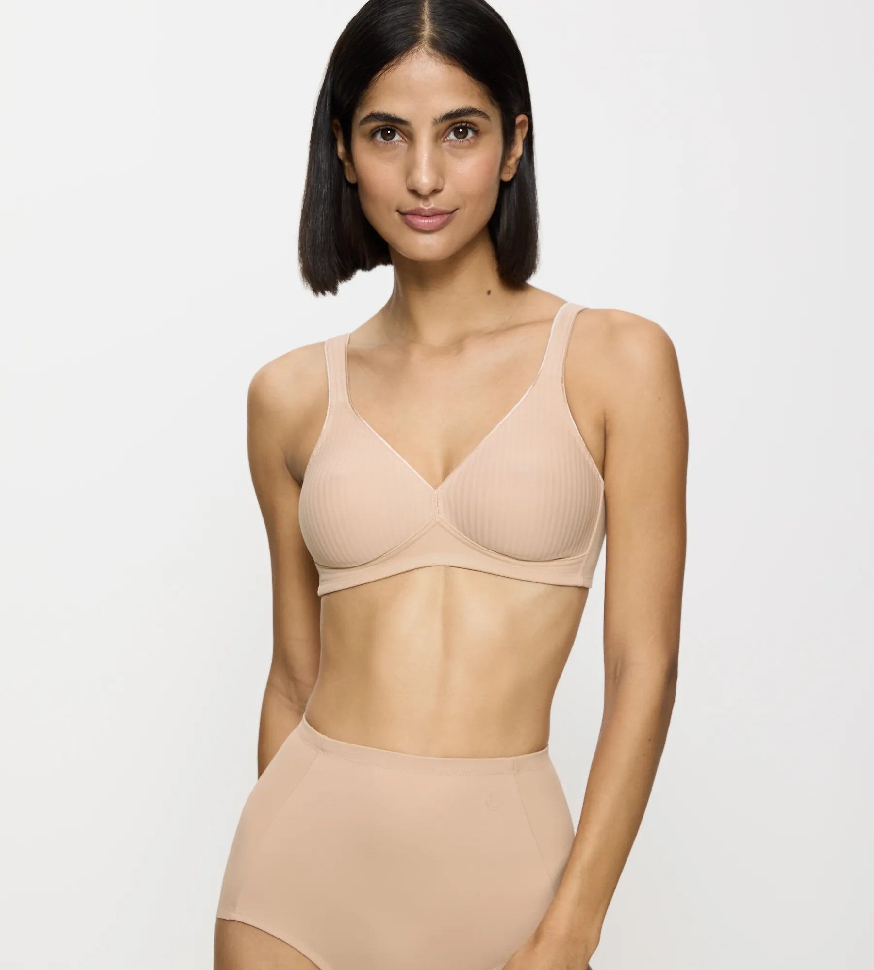 SujetadorTRIUMPH-ModernSoft_CottonN-Beige