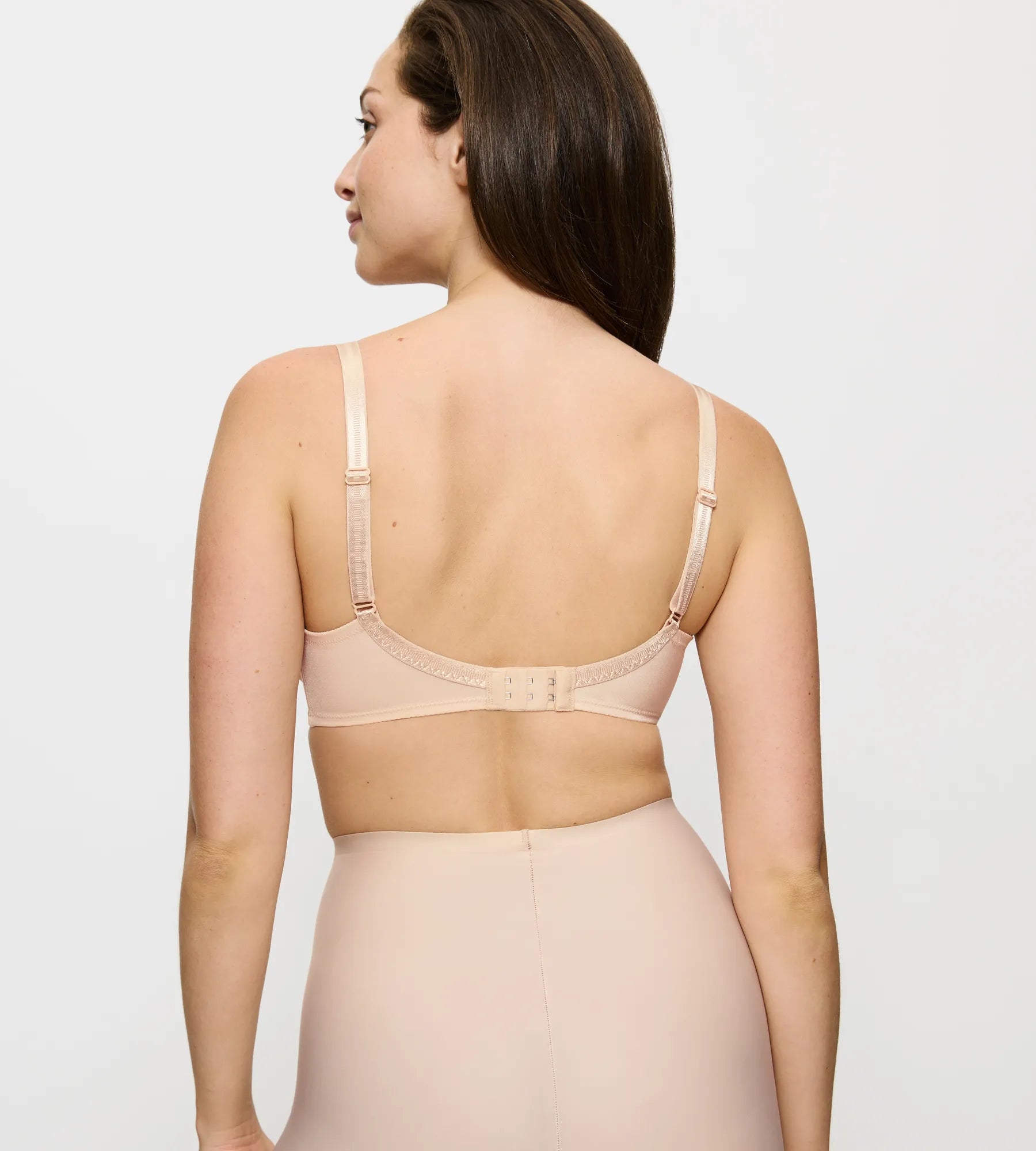 SujetadorTRIUMPH-UrbanMinimizerWX-Beigeespalda