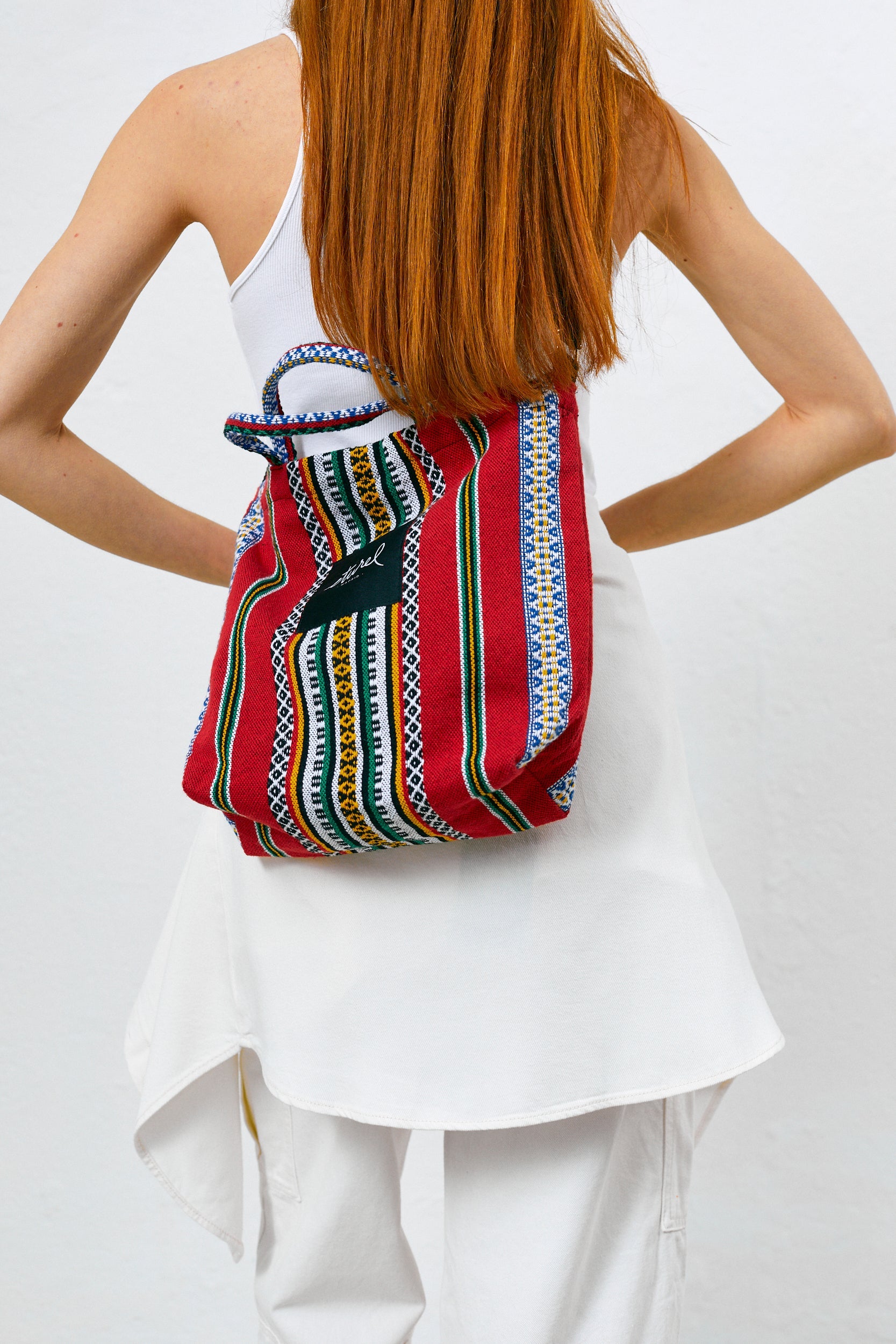 TOTE BAG CRUZADA GRANADA ROJO CON ASA AJUSTABLE