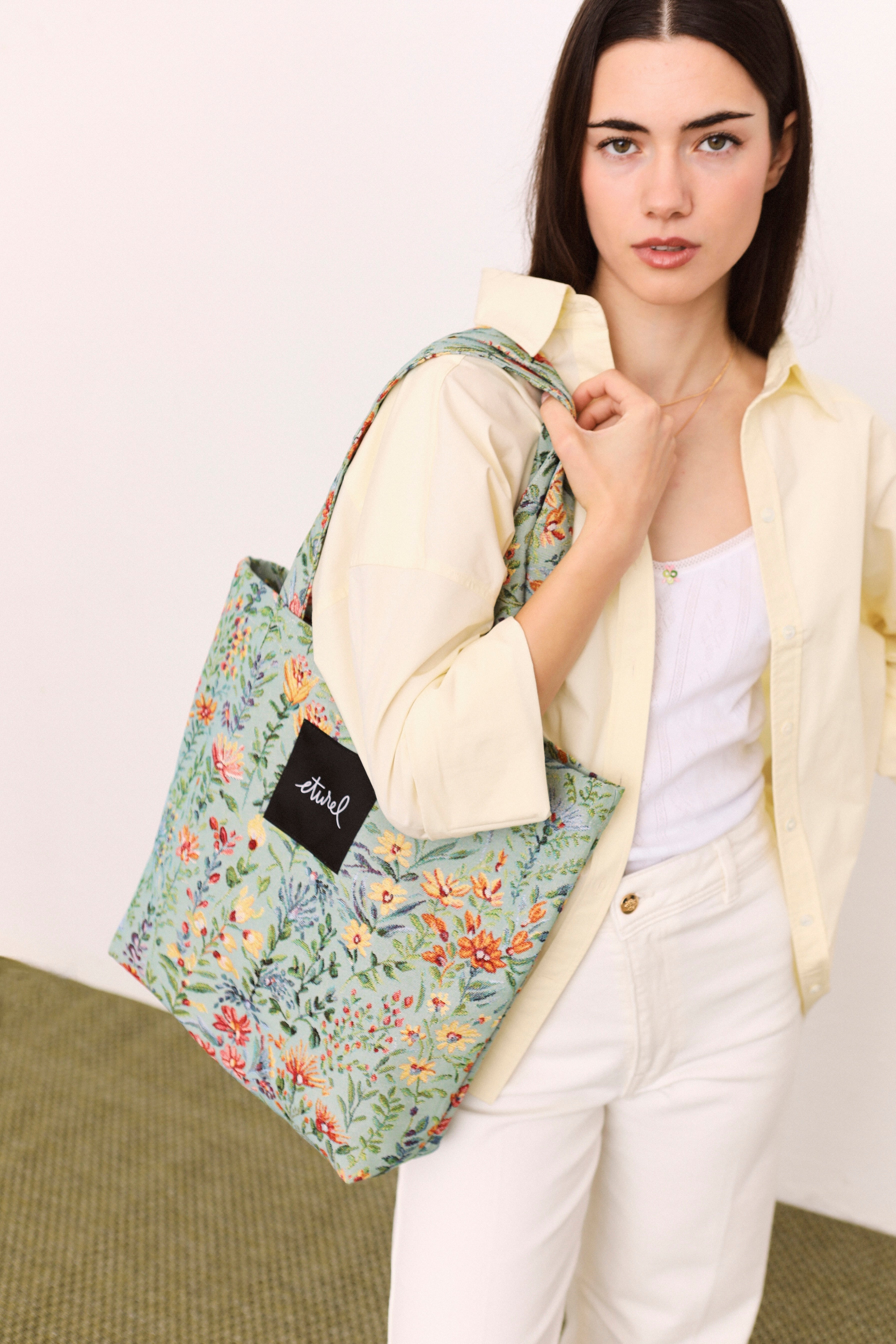 TOTE BAG DE FLORES AZALEAS CELESTE CON DOBLE ASA