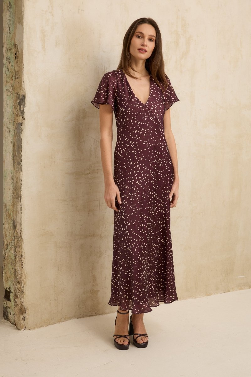 Vestido mujer color berenjena elegante