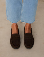 Zapato de ante elegante mujer
