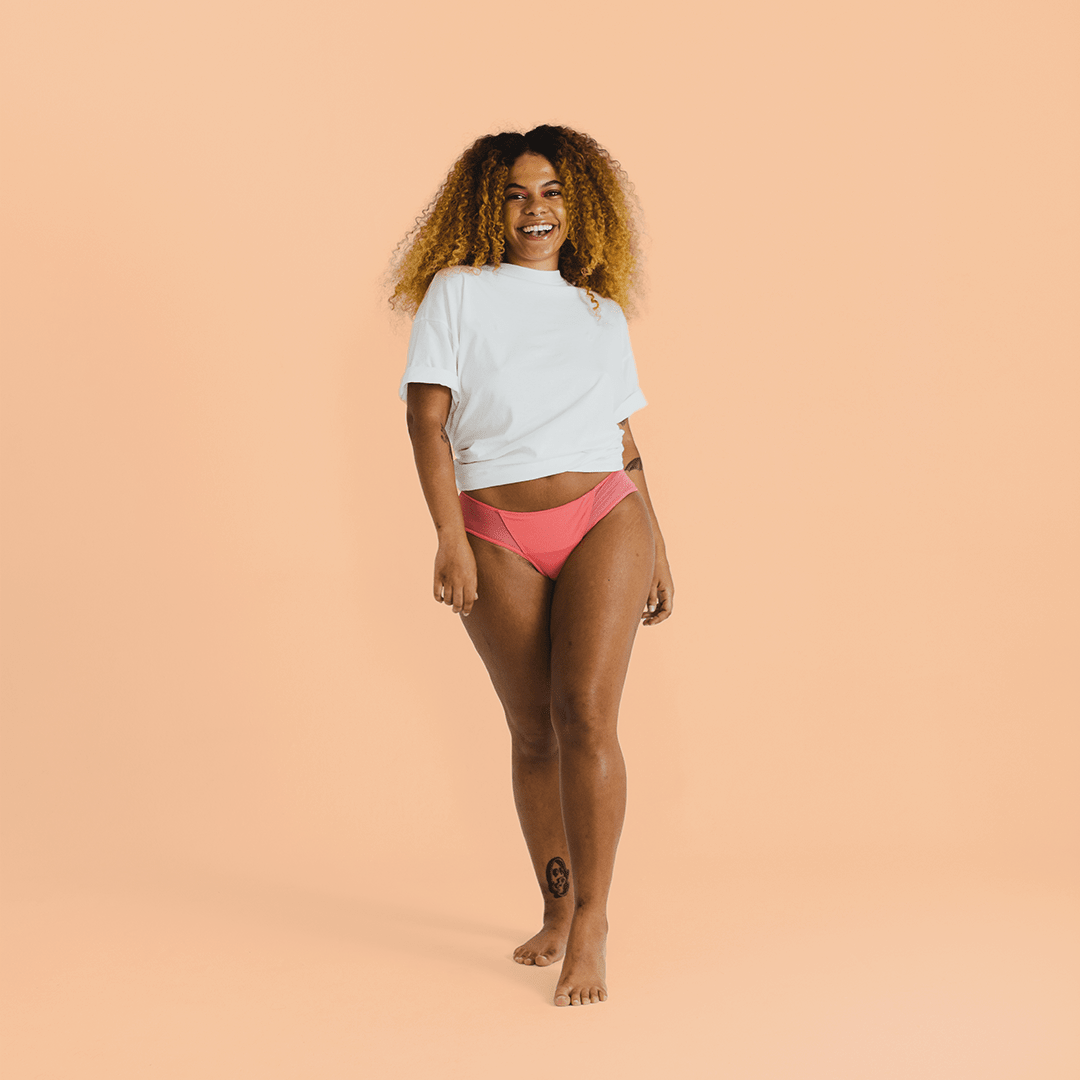 braga menstrual Tinni vista frontal