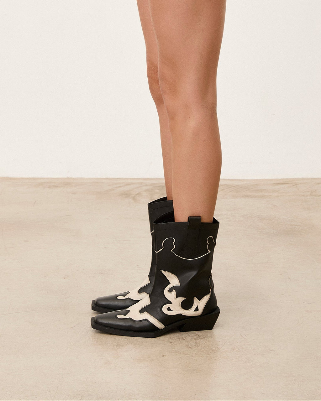 mim-botas-y-botines-lory-western-negro