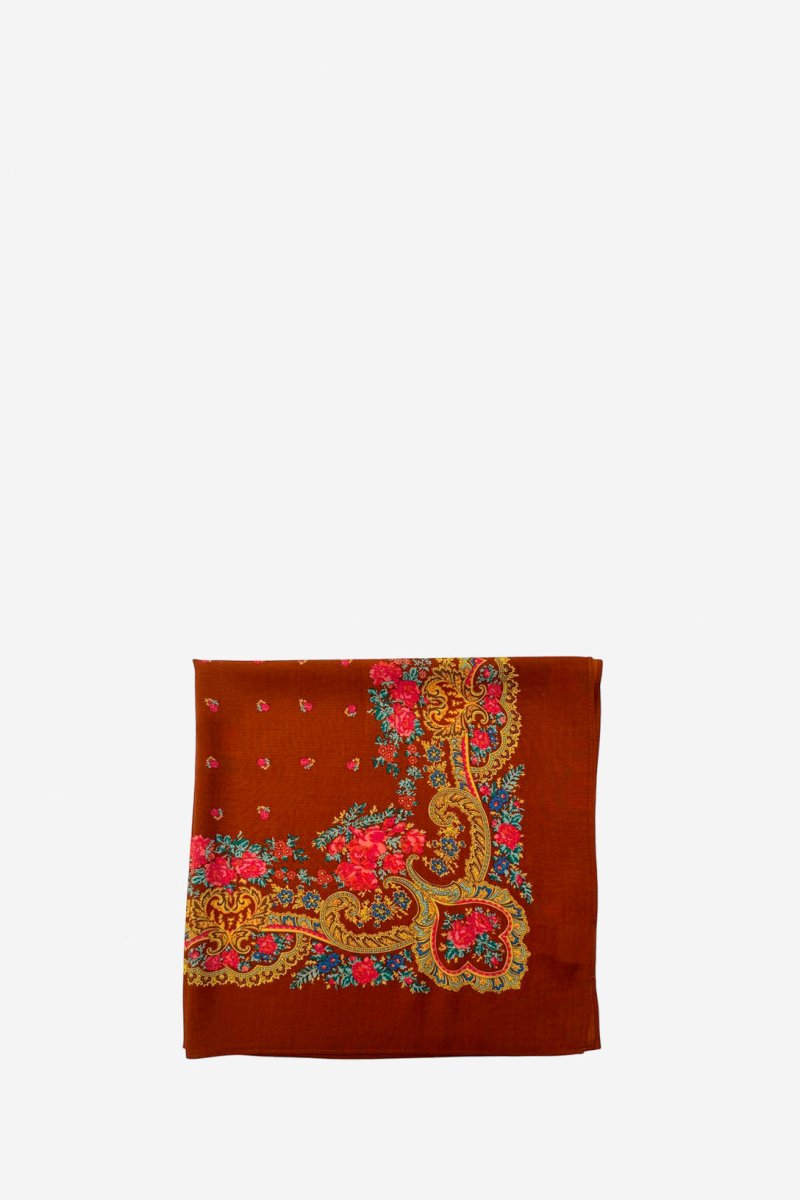 pañuelo portugués granate