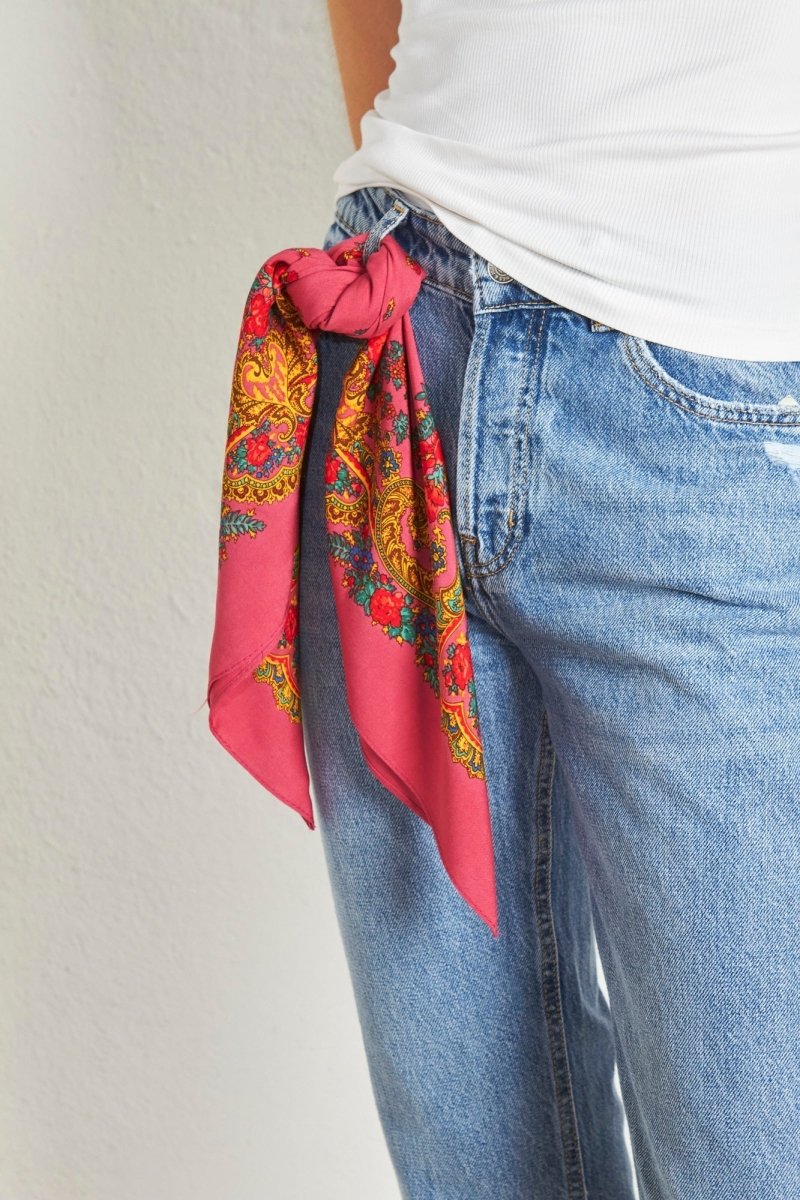 pañuelo portugués rosa