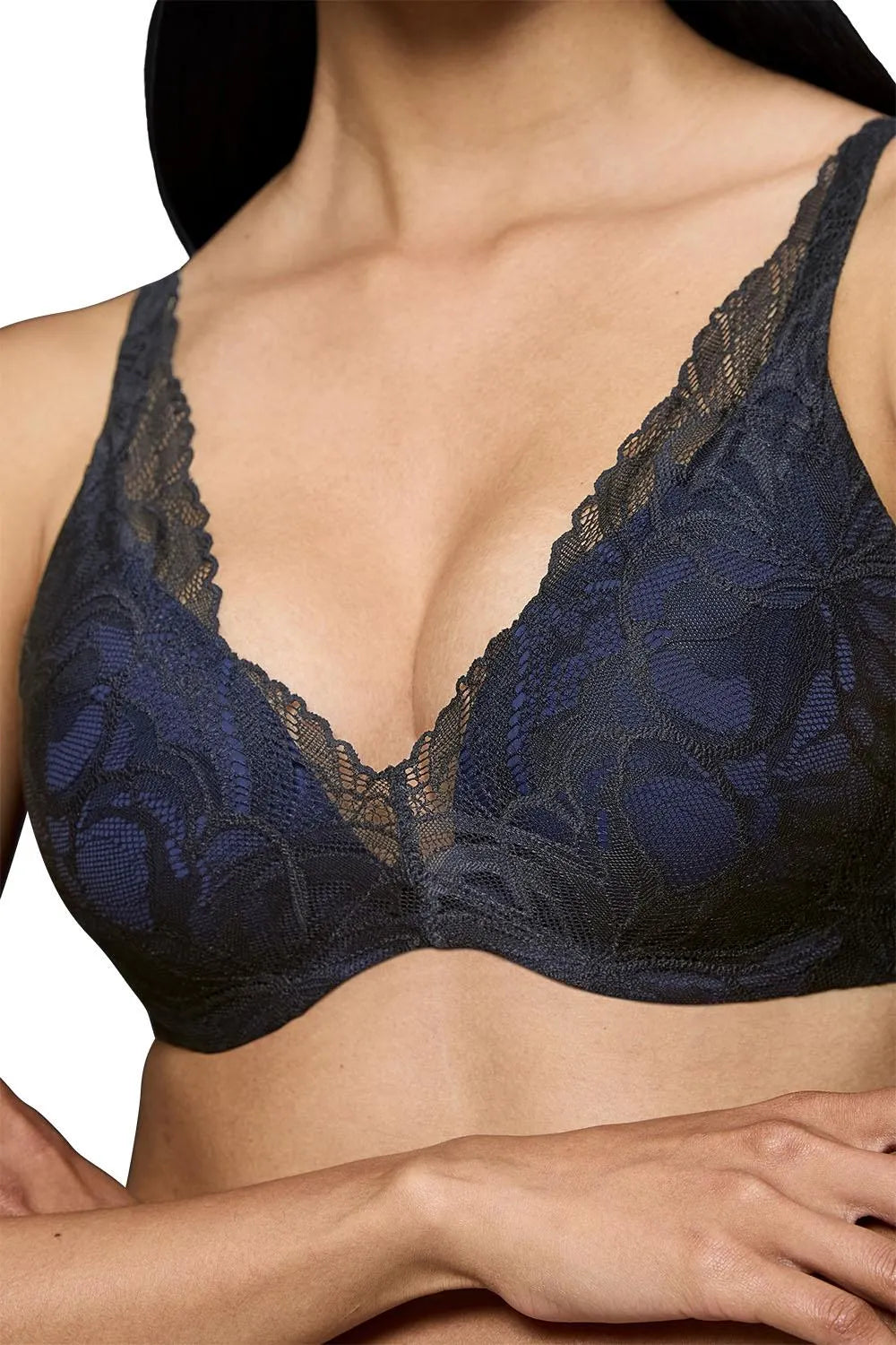 sujetador Triumph Body Make-Up Illusion Lace WP detalles