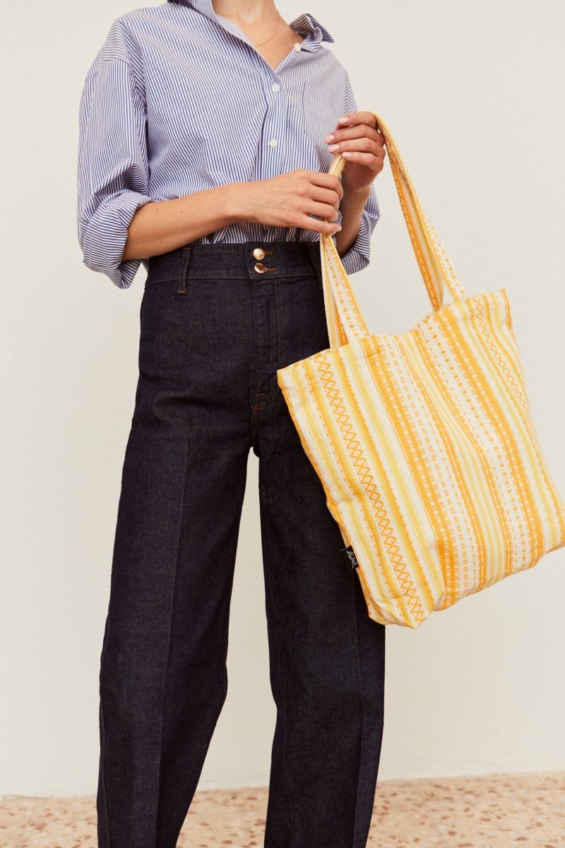 tote bag amarillo artesanal