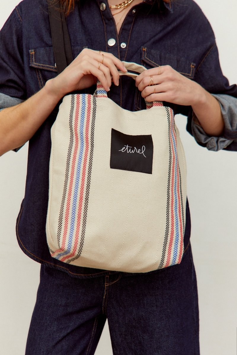 tote bag cruzada color crudo
